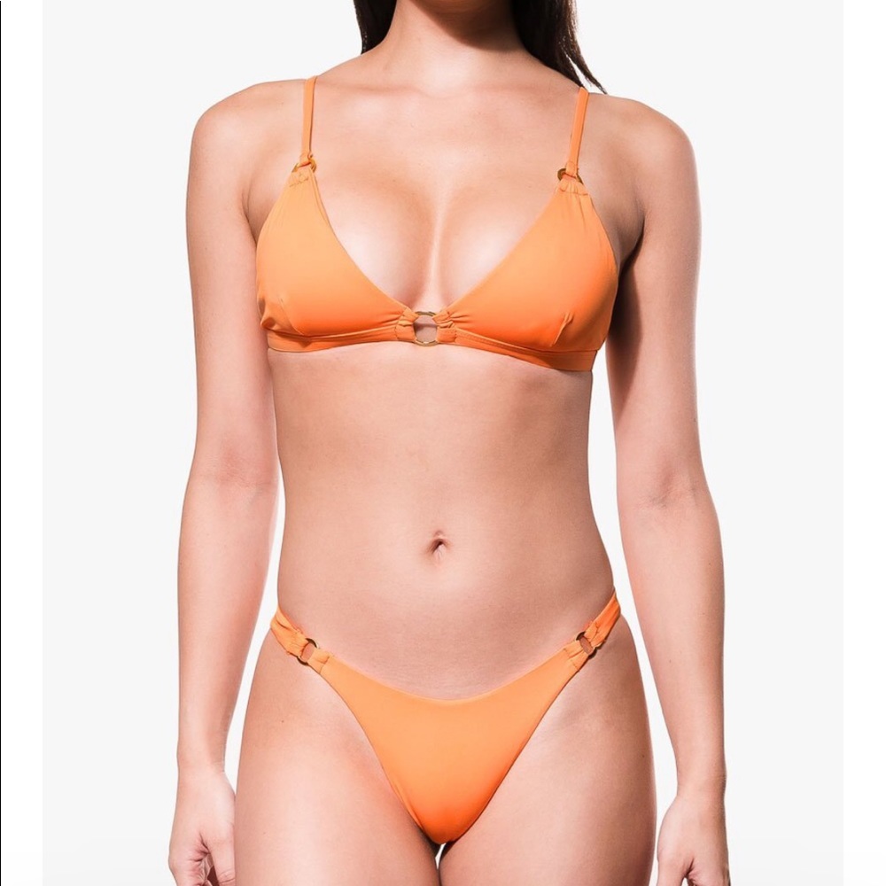 Blackbough Swimsuit!!